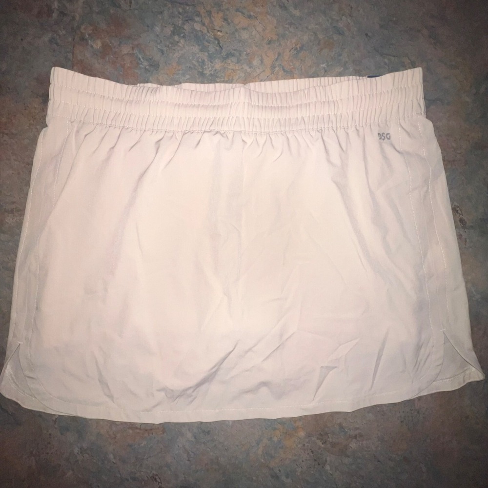 DSG Women's Mid-Rise White Stride Skort with Built-In Shorts, Large, Beige